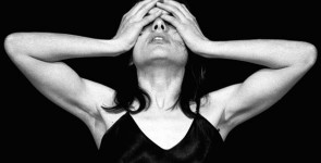 rudy pessina fotografo donna infinito reportage corsi di fotografia toscana teatro